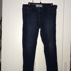 Hollister Skinny Jeans